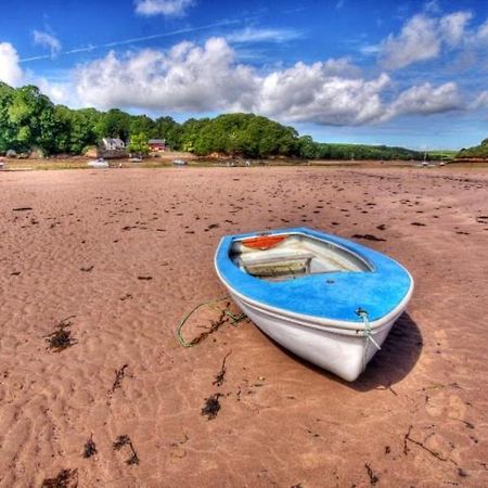 Middle Cottage Sandy Haven Beach Milford Haven Exterior photo